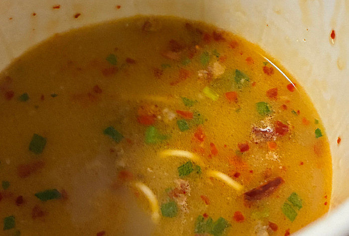 とんこつパラダイス 辛赤豚骨