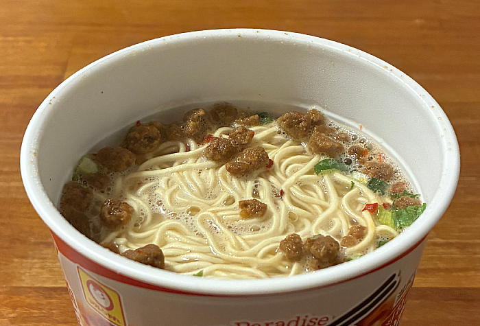 とんこつパラダイス 辛赤豚骨