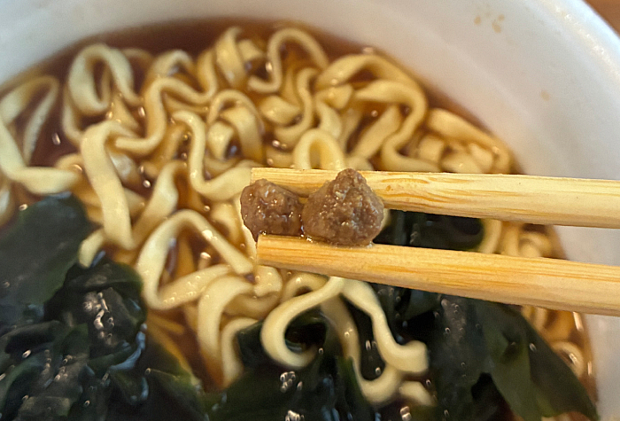 ゴリパラ見聞録 わかめゴリパラうどん 肉しょうが味