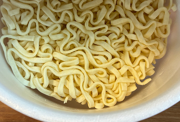 ゴリパラ見聞録 わかめゴリパラうどん 肉しょうが味