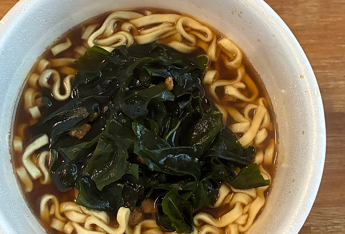 ゴリパラ見聞録 わかめゴリパラうどん 肉しょうが味