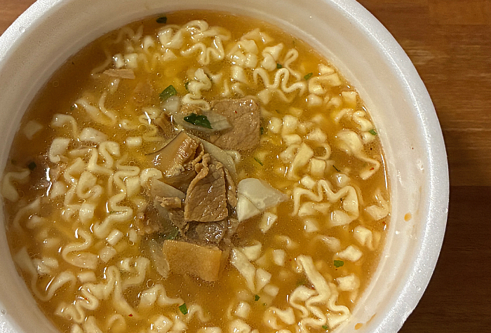 あじわい豚汁うどん でか盛