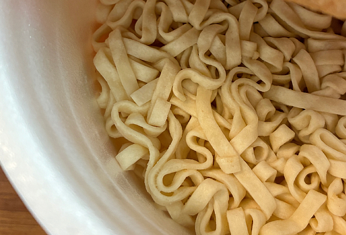 黄金色のたぬきつうどん