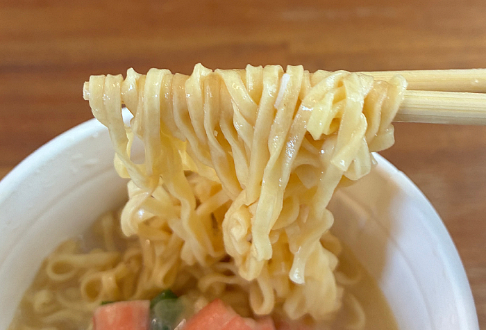 カップヌードル 冬の濃厚ミルクシーフードヌードル