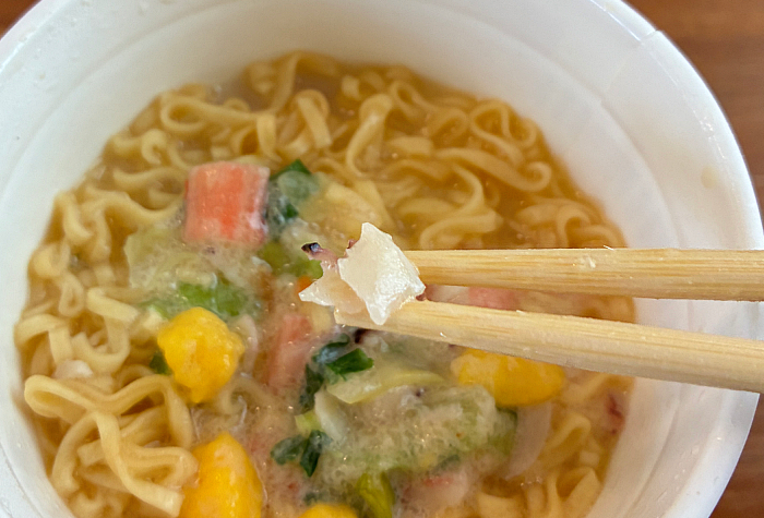 カップヌードル 冬の濃厚ミルクシーフードヌードル