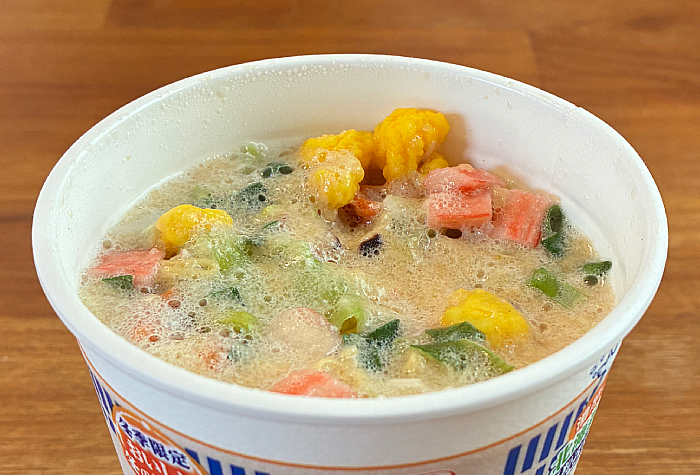 カップヌードル 冬の濃厚ミルクシーフードヌードル