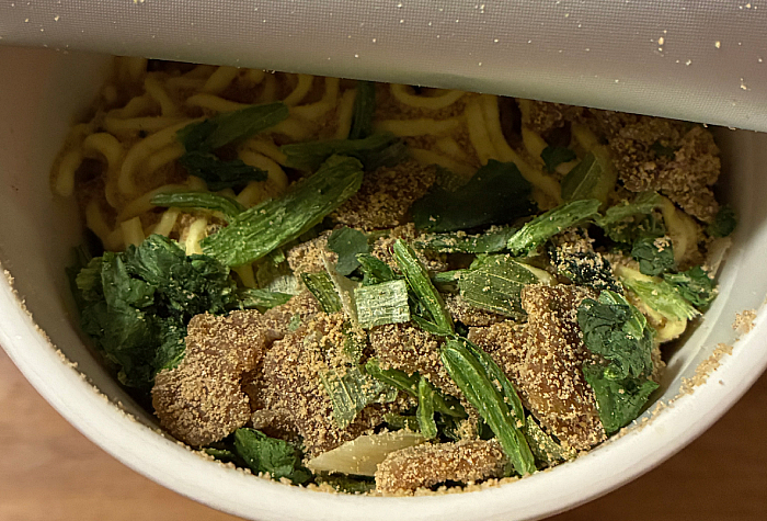 セブンプレミアム 横浜ラーメン六角家 濃厚家系豚骨醤油ラーメン