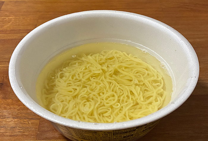 支那そばや監修 かけ醤油らぁ麺