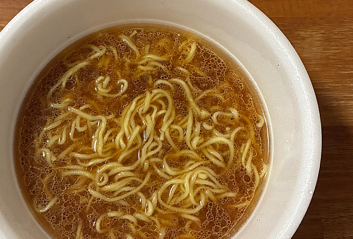 支那そばや監修 かけ醤油らぁ麺