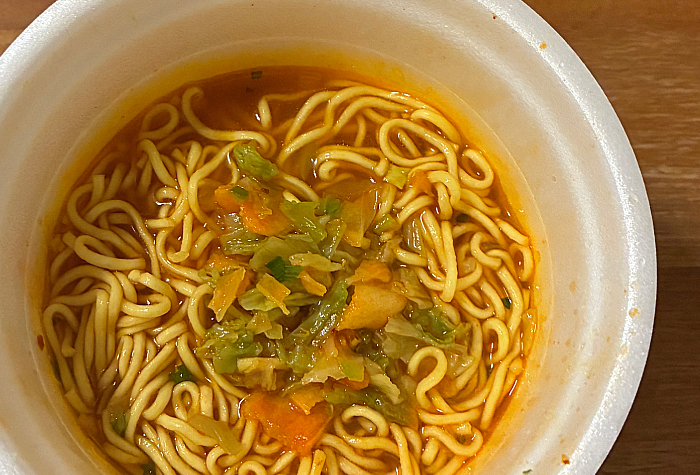 スーパーカップ1.5倍 キムチ鍋風ラーメン