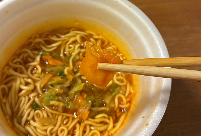 スーパーカップ1.5倍 キムチ鍋風ラーメン