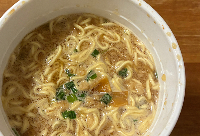 だるま大使監修 豚骨しょうゆらーめん