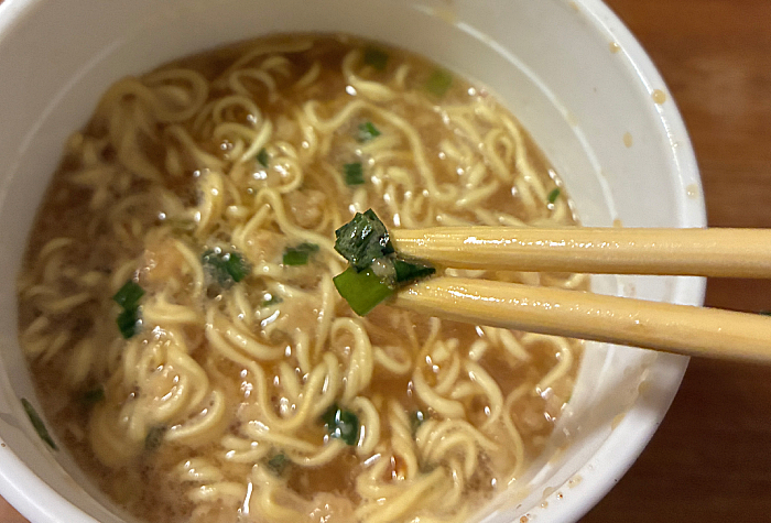 だるま大使監修 豚骨しょうゆらーめん