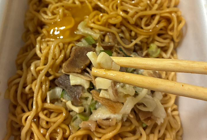 ペヤング すき焼き風やきそば