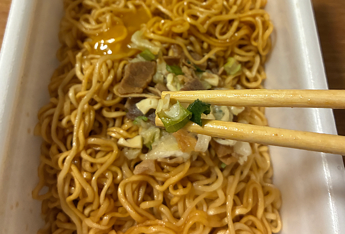 ペヤング すき焼き風やきそば