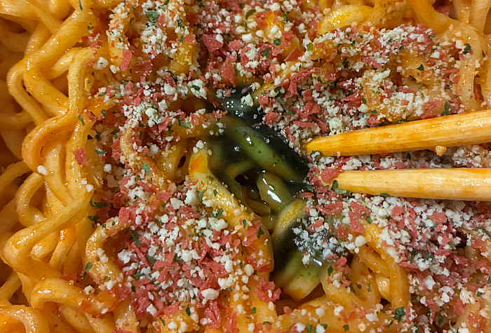 ピザハット監修 ピザハット・マルゲリータ味焼そば