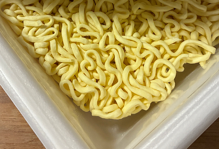 ピザハット監修 ピザハット・マルゲリータ味焼そば