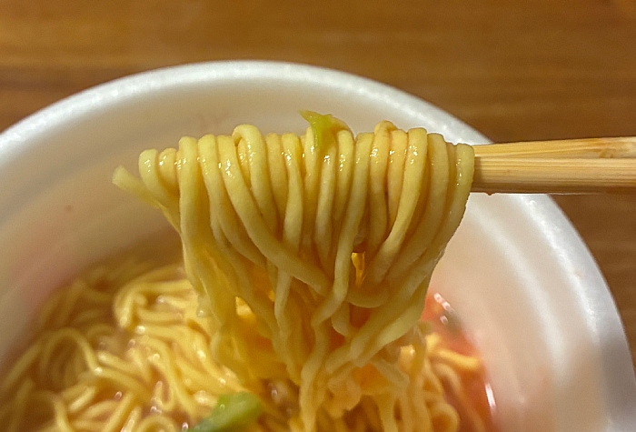 スーパーカップ1.5倍 紅のTHE濃厚 明太クリーム味ラーメン