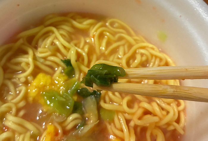 スーパーカップ1.5倍 紅のTHE濃厚 明太クリーム味ラーメン