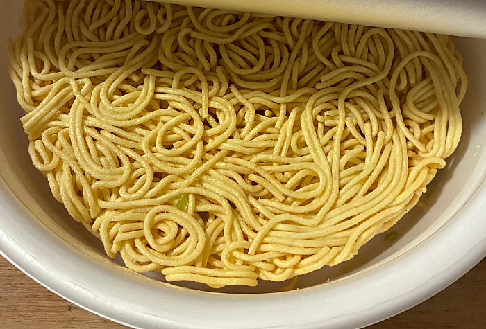 日清焼そばU.F.O. ぶっ濃い男梅焼そば