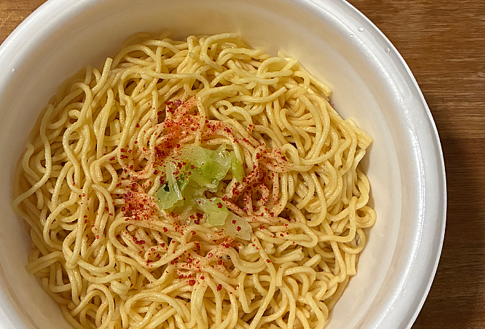 日清焼そばU.F.O. ぶっ濃い男梅焼そば