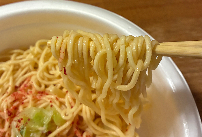 日清焼そばU.F.O. ぶっ濃い男梅焼そば