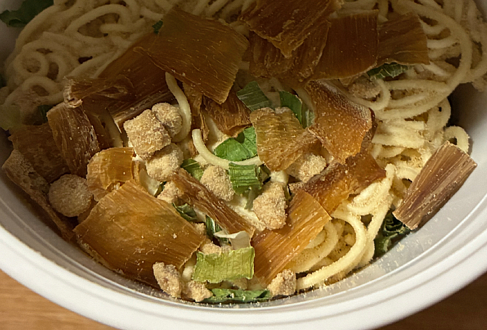 和渦TOKYO監修 地鶏×鯛×あさりだし塩ラーメン