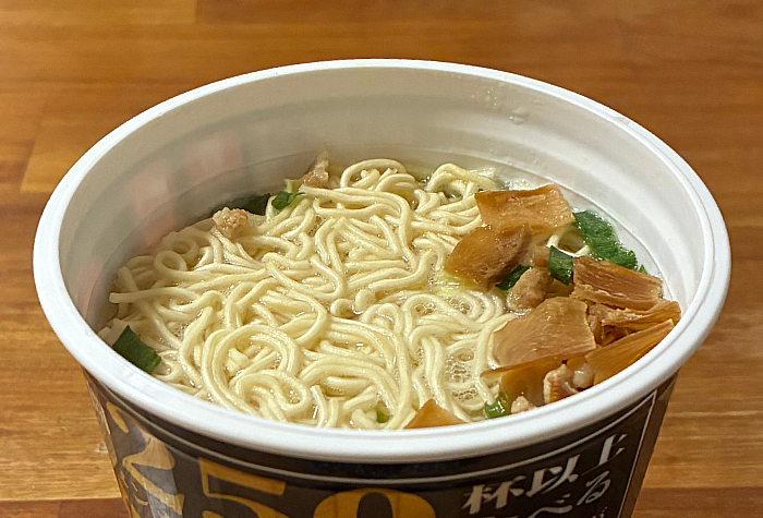 和渦TOKYO監修 地鶏×鯛×あさりだし塩ラーメン