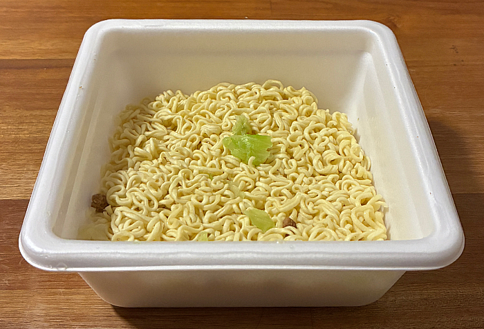 一平ちゃん夜店の焼そば 大盛 だしソース味