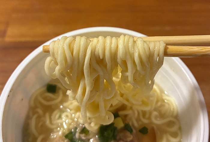 キラメキノトリ監修 濃厚鶏白湯 塩のキラメキ