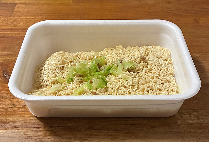 ペヤング激辛 50%以上増量