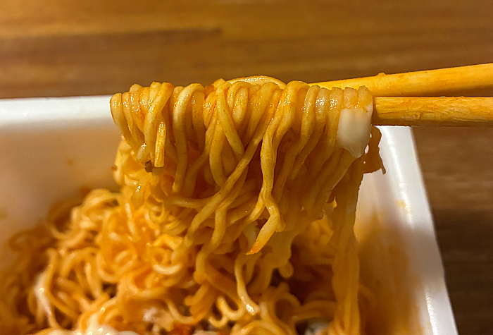 ペヤング マヨネーズキムチチャーシューやきそば