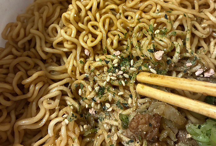 ペヤング 超大盛やきそば PEYOUNG PREMIUM