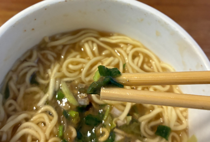 来来亭 背脂こってりラーメン葱盛り