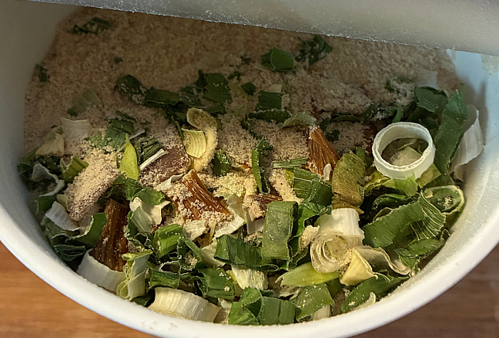 来来亭 背脂こってりラーメン葱盛り