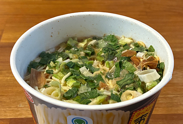 来来亭 背脂こってりラーメン葱盛り