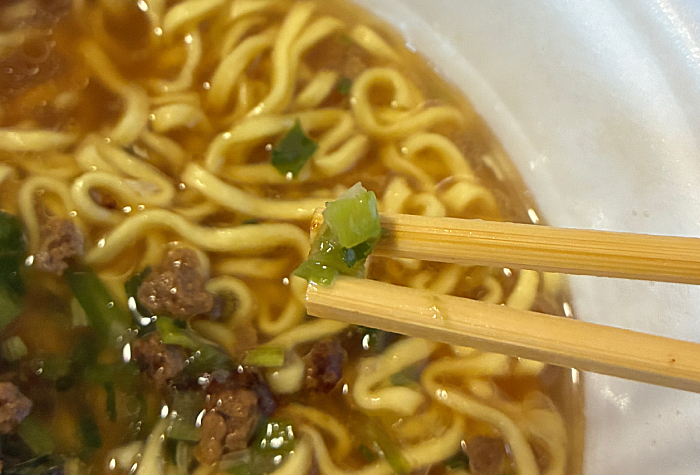 セブンプレミアム 超大盛 スタミナ醤油ラーメン