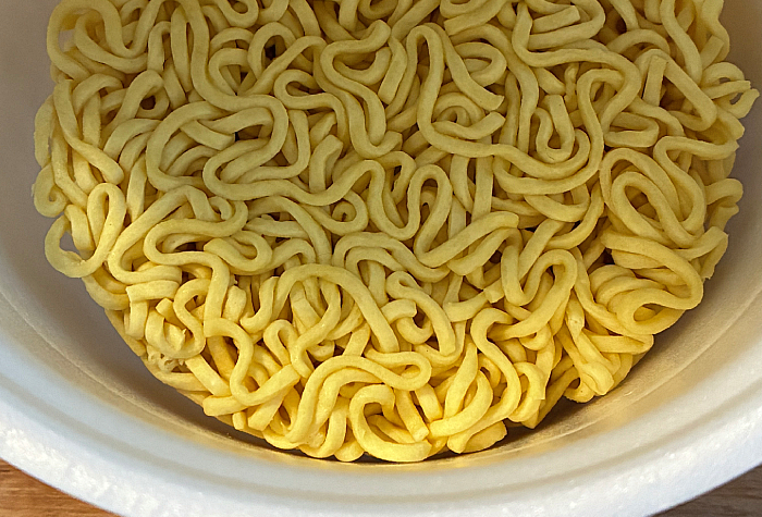 セブンプレミアム 超大盛 スタミナ醤油ラーメン