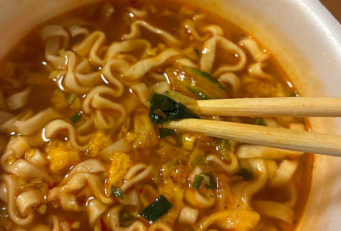 旨辛キムチチゲうどん