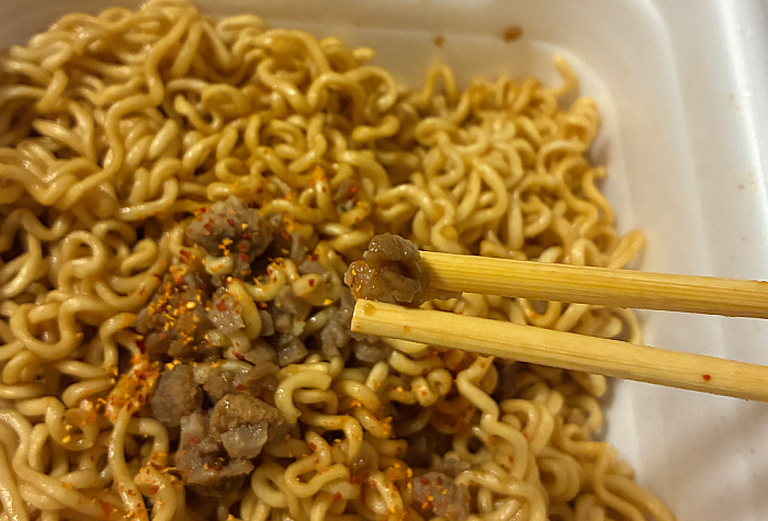 やきそば弁当 十勝豚丼味