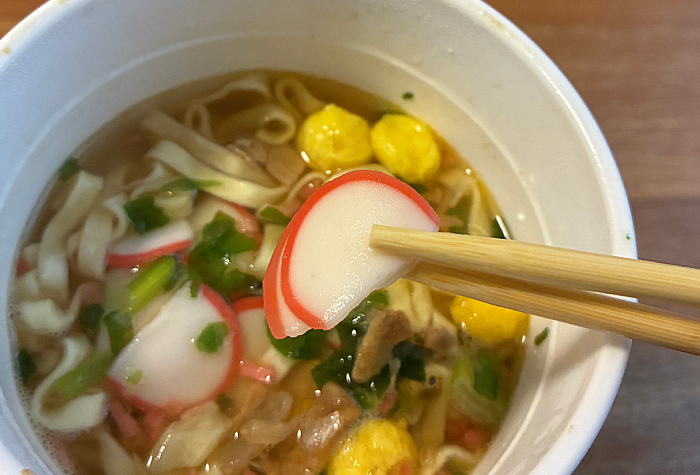 マルちゃん 縦型ビッグ 沖縄そば