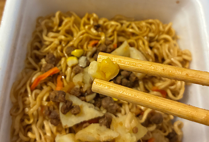 ペヤング 洋食気分 デミグラステイストやきそば