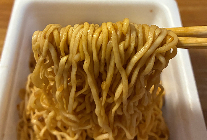 ペヤング 洋食気分 デミグラステイストやきそば