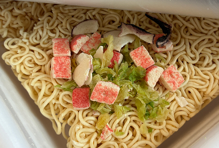 ペヤング 超大盛海老風味海鮮やきそば