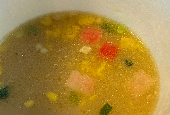 スーパーカップ1.5倍 青い海の味 クリーミーシーフード味ラーメン