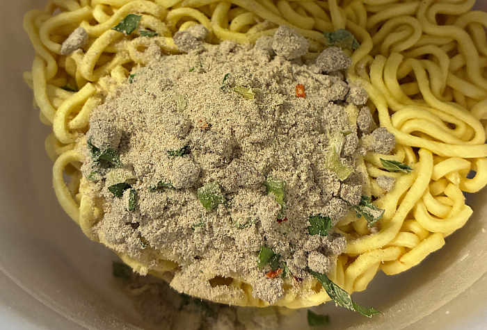 スーパーカップ超大盛り 魚介豚骨醤油ラーメン