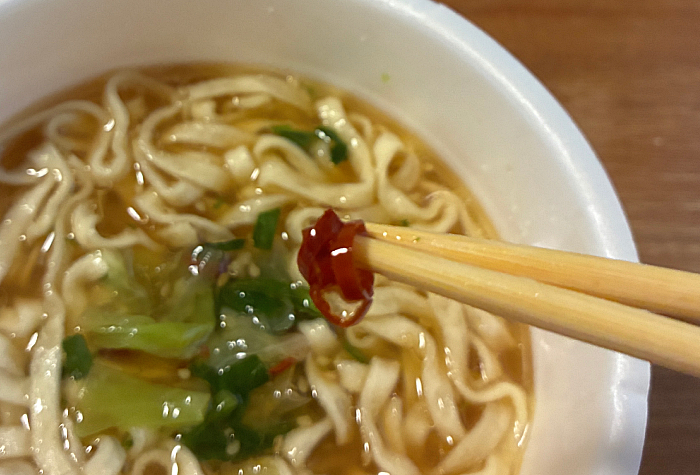 日清のどん兵衛 博多もつ鍋〆風うどん