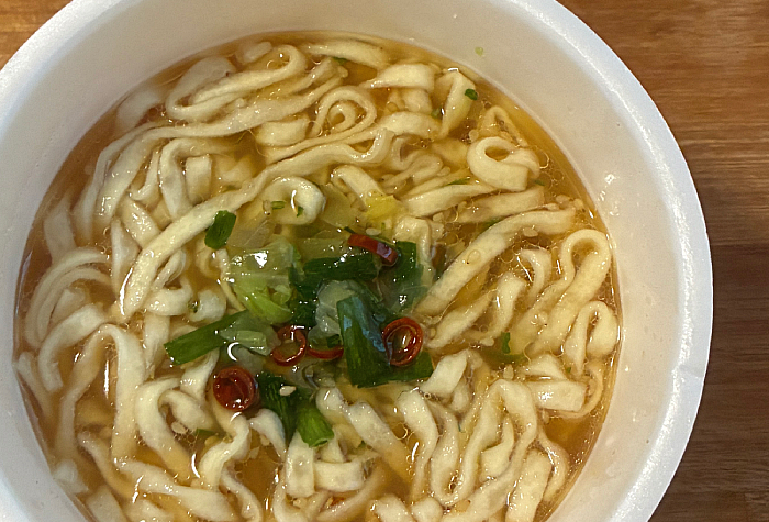 日清のどん兵衛 博多もつ鍋〆風うどん