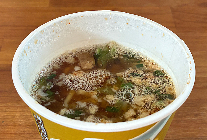 ファミマル 背脂ニンニク醤油ラーメン