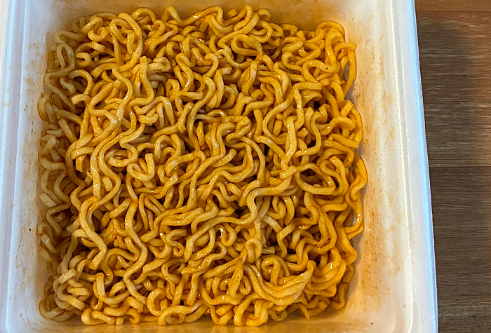 ローソン 麺大盛り 辛旨まぜそば